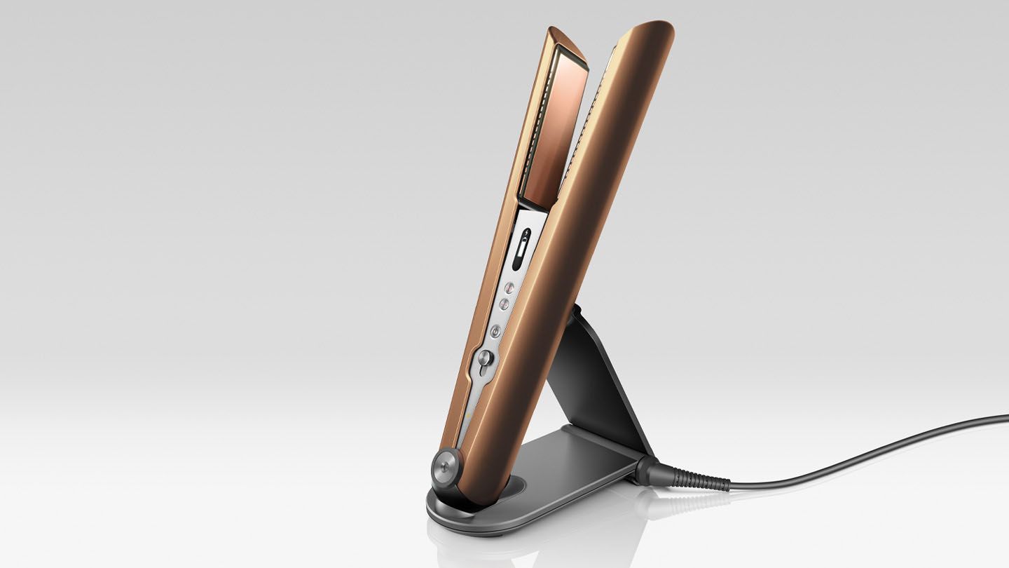 Dyson Corrale™ straightener in Bright Copper/Bright Nickel.