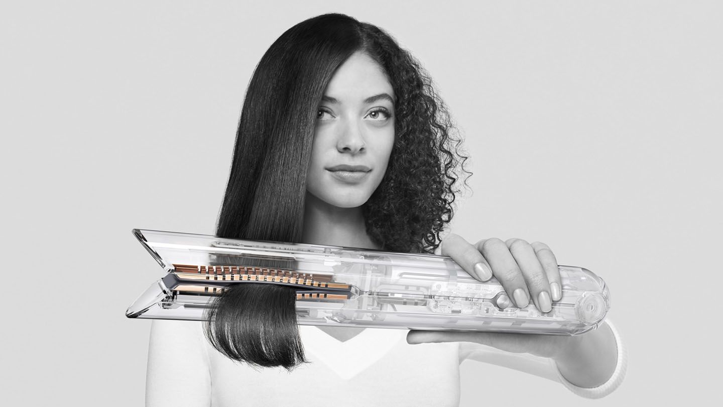 Dyson Corrale™ straightener in Bright Copper/Bright Nickel.