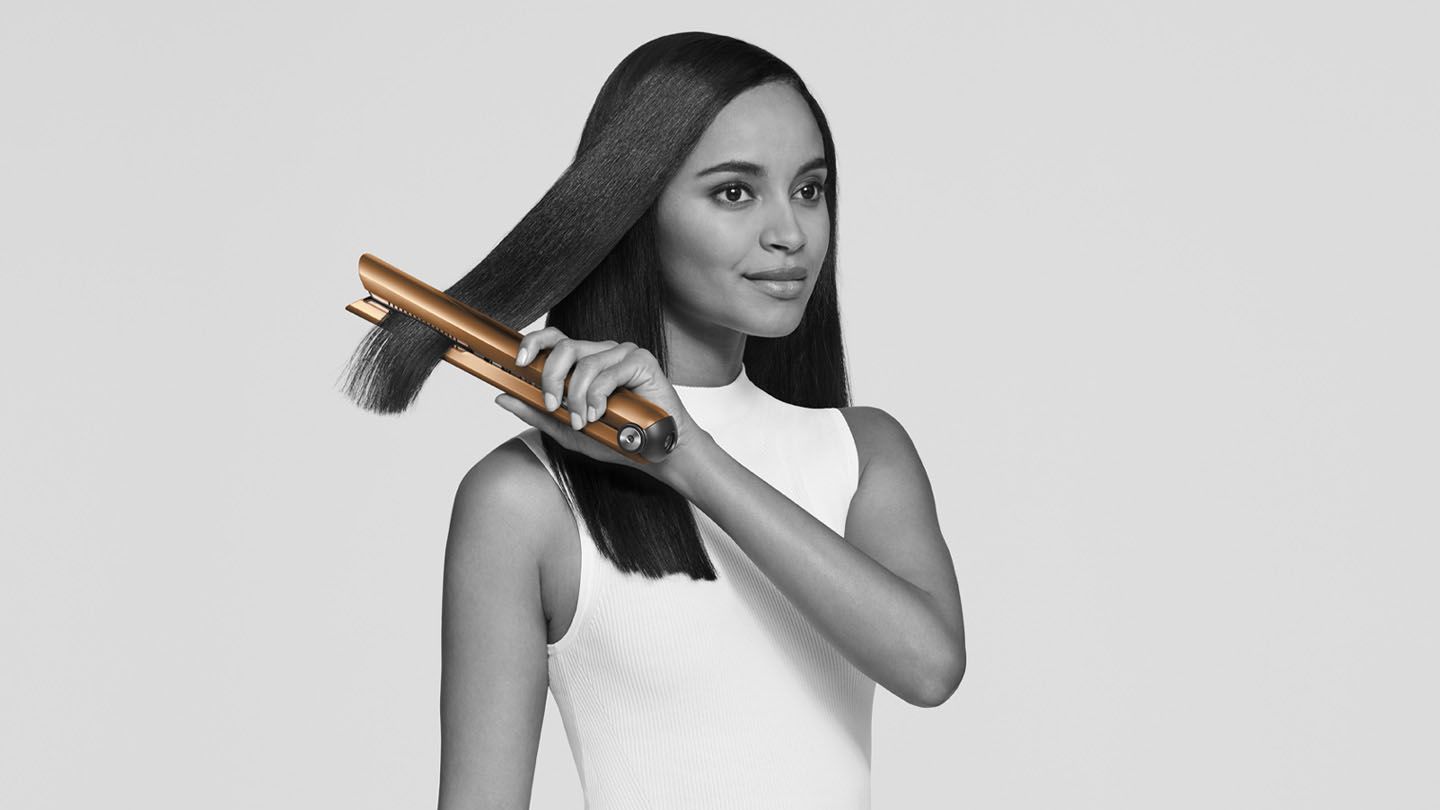 Dyson Corrale™ straightener in Bright Copper/Bright Nickel.